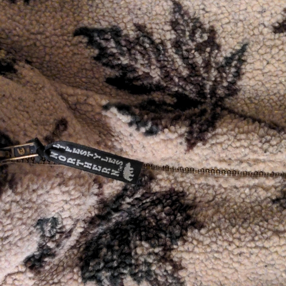 ❤️ Northern Lifestyle Vest Maple Leaf XXL - Picture 2 of 8